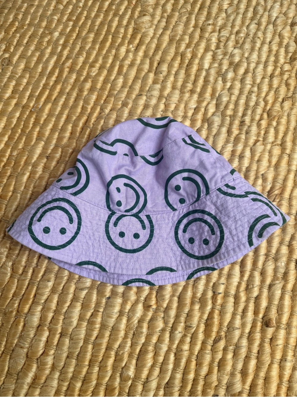 Baggu Women’s Lavender Bucket Hat with Smiley Print